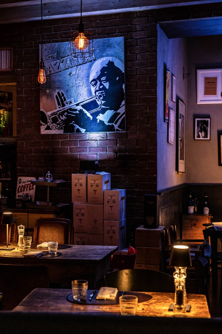 arredamento interno ristorante Como
