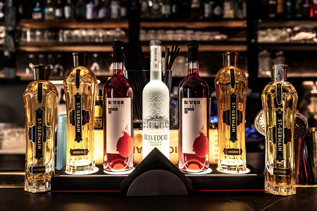 spirits in Vintage Como